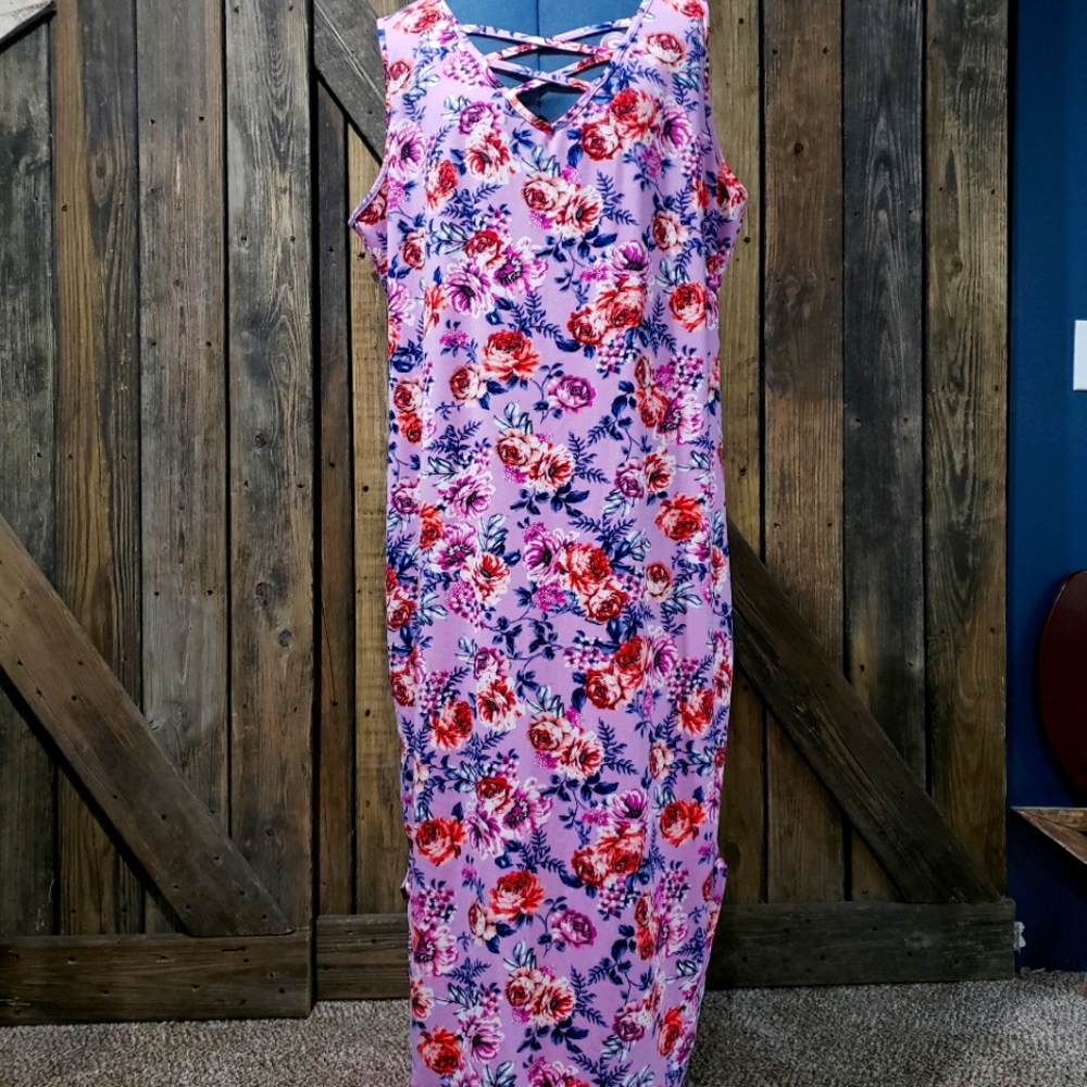Criss-cross Neck Floral Nightgown